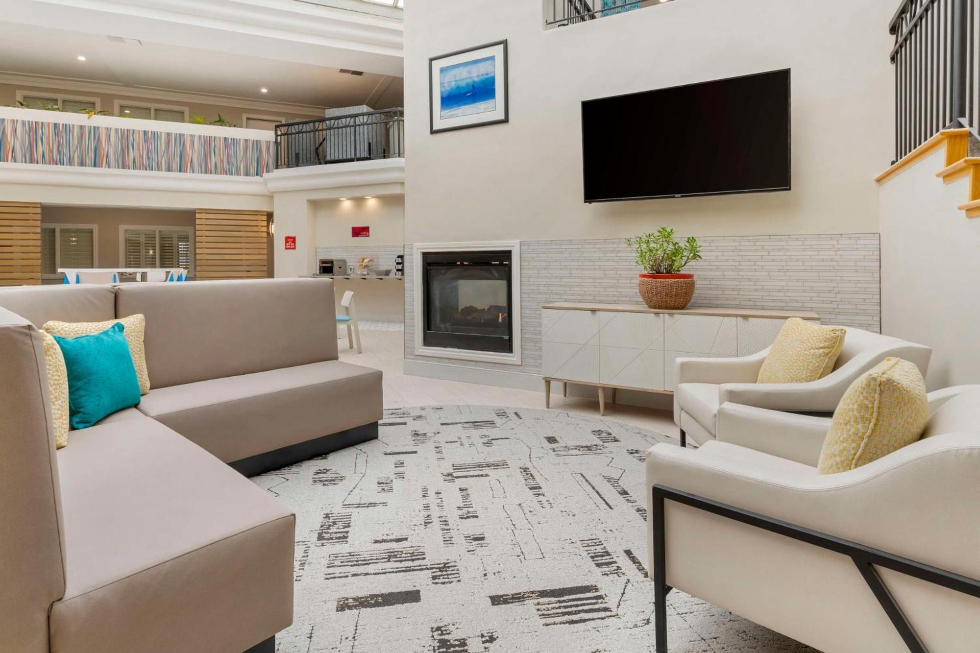 סנטה קרוז Best Western Plus All Suites Inn מראה חיצוני תמונה