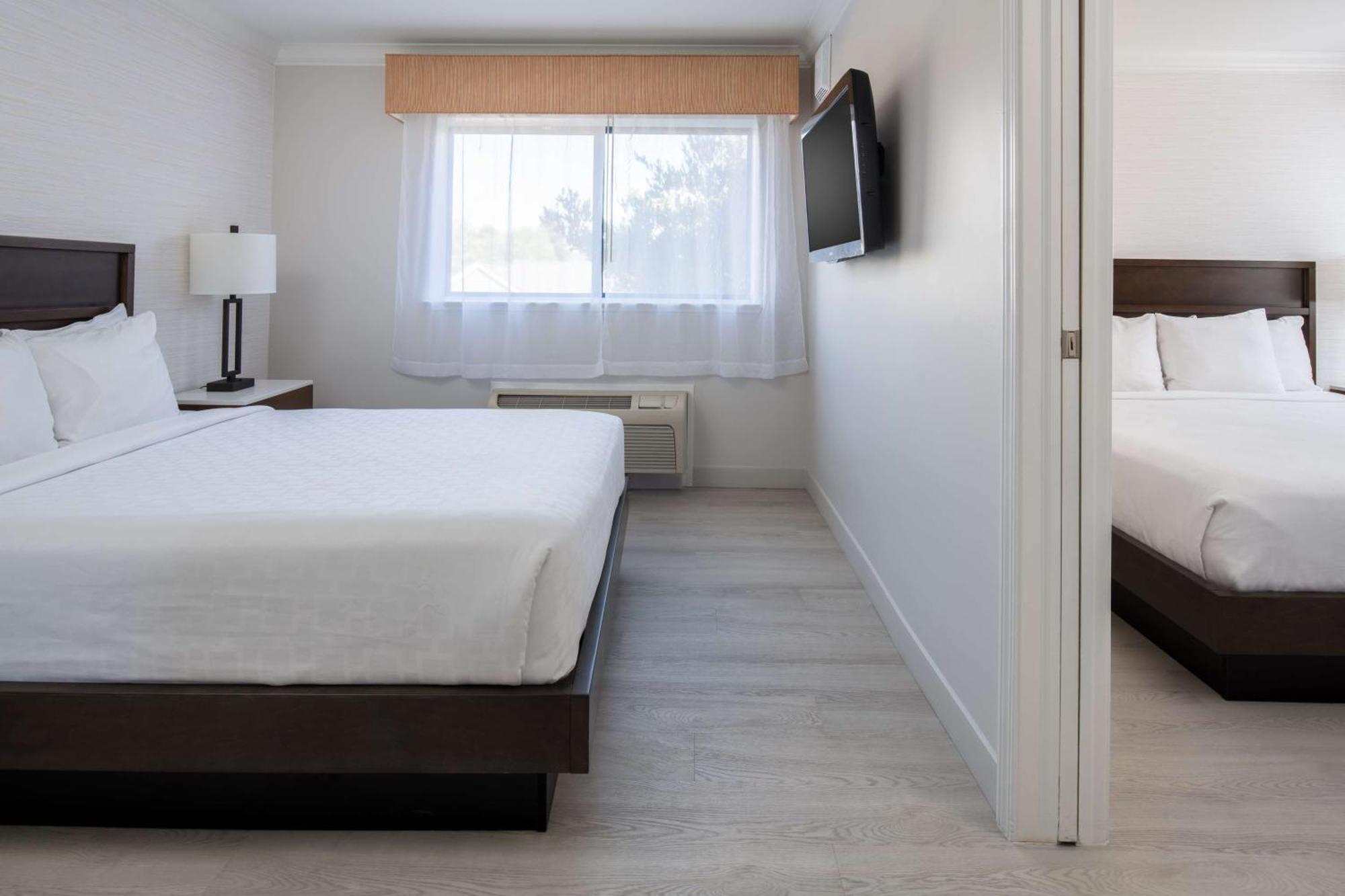 סנטה קרוז Best Western Plus All Suites Inn מראה חיצוני תמונה